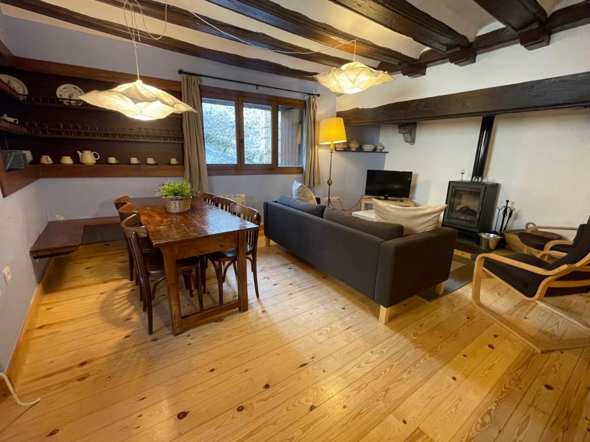 A04 - Apartamento Foc - Casa Mingot - Villmor Anciles Eksteriør billede